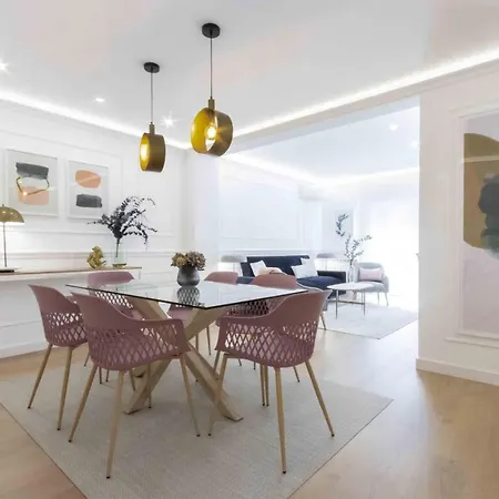 The Collection - Belvedere * San Sebastián