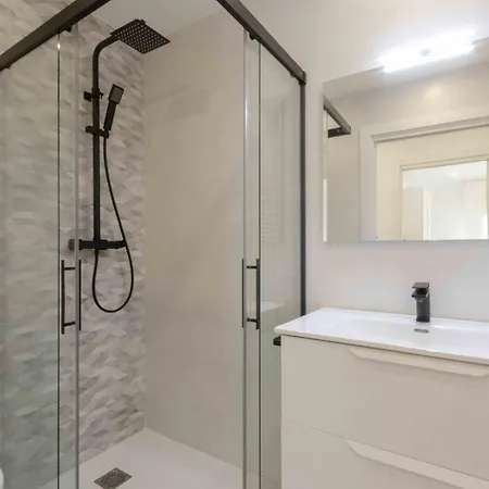 The Collection - Belvedere * San Sebastián